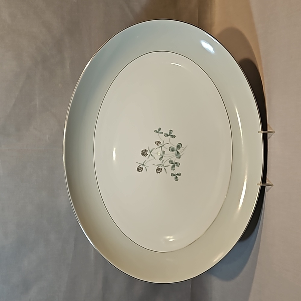 New Mikasa Baroness Fine China 16 1/2" Oval Serving Platter